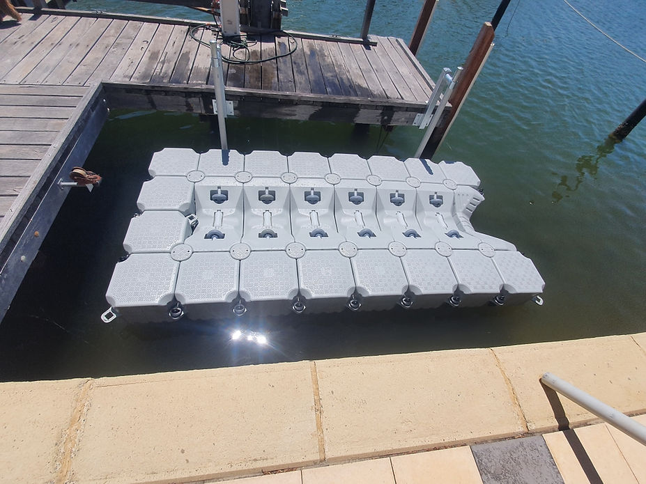 079918_90511574f48c45e6a3e640c1b99ac4f3~mv2