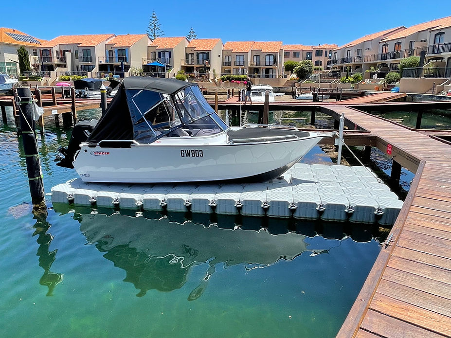 079918_b202a771e92f49c6b25c46f6713558ee~mv2